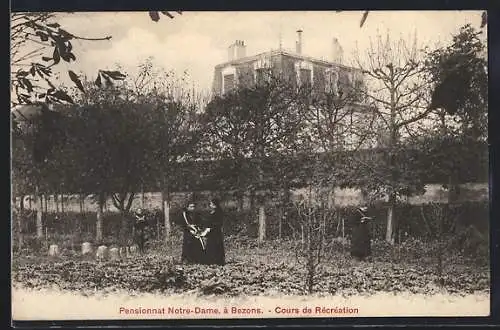 AK Bezons, Pensionnat Notre-Dame, Cours de Récréation