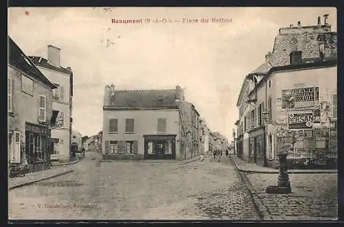 AK Beaumont, Place du Beffroi