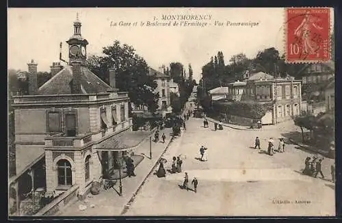 AK Montmorency, La Gare et le Boulevard de l`Hermitage, Vue Panoramique