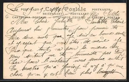 AK Cernay, Place de la Fontaine avec passants et arbres