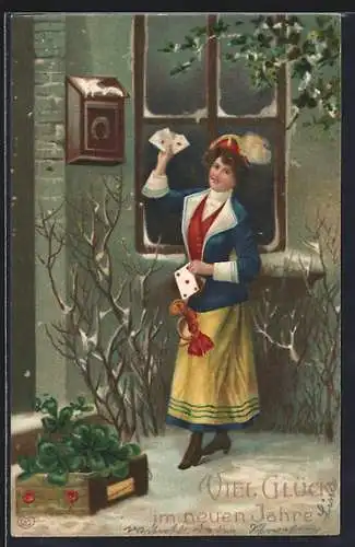 AK Dame steckt Briefe in einen Briefkasten