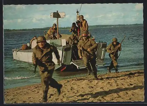 AK Die deutsche Bundeswehr, Soldaten bei der Brückenkopfbildung