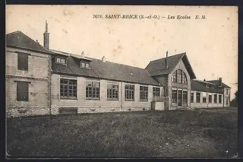 AK Saint-Brice, Les Écoles E. M