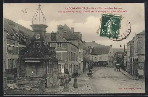 AK La Roche-Guyon, Fontaine historique aménagée en 1742 par le duc Alexandre de La Rochefoucauld