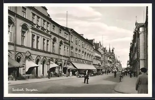 AK Sundsvall, Strassenpartie mit Geschäften