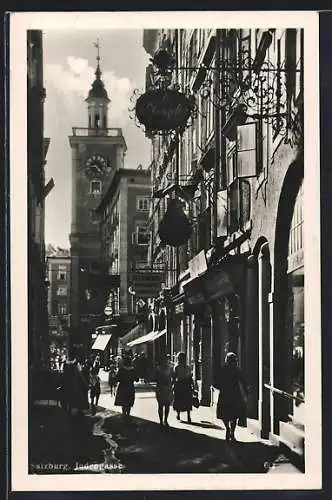AK Salzburg, Judengasse mit Passanten
