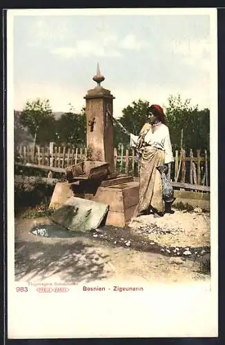 AK Bosnien, Sinti und Roma / Zigeunerin holt Wasser am Brunnen