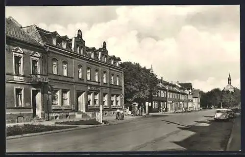 AK Hasselfelde / Harz, Breite Strasse mit HO-Hotel Zur Krone
