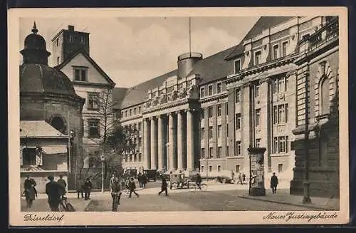 AK Düsseldorf, Neues Justizgebäude mit Litfasssäule