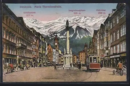 AK Innsbruck, Maria Theresienstrasse mit Strassenbahn und Bergpanorama