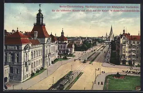 AK Berlin-Charlottenburg, Die Hardenbergstrasse mit königl. Hochschule für die bildenden Künste, Strassenbahn