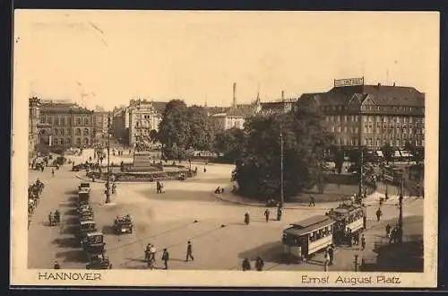 AK Hannover, Ernst August Platz, Strassenbahn
