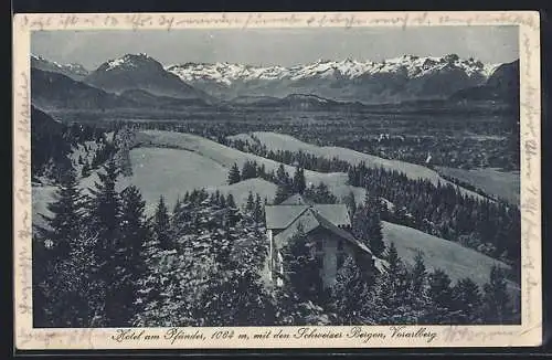 AK Pfänder, Hotel am Pfänder mit den Schweizer Bergen, Schneelandschaft