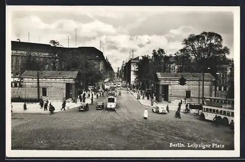 AK Berlin, Partie am Leipziger Platz mit Strassenbahn