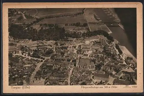 AK Torgau /Elbe, Fliegeraufnahme der Stadt