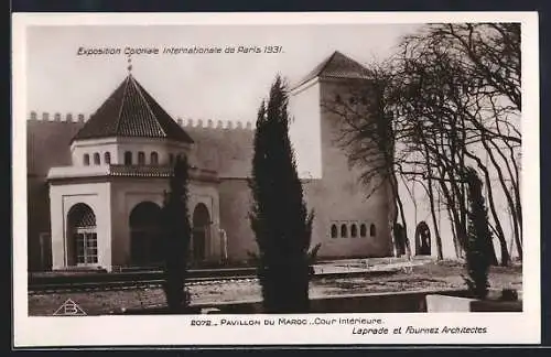 AK Paris, Exposition coloniale internationale 1931, Pavillon du Maroc - Cour Intérieure