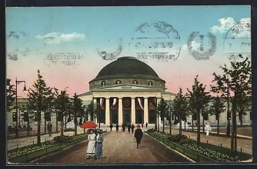 AK Leipzig, Intern. Baufachausstellung 1913, Lindenallee und Betonhalle