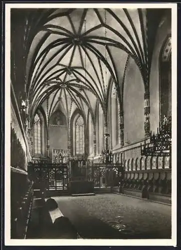 AK Marienburg / Malbork, Marienkirche im Hochschloss, Blick nach Osten