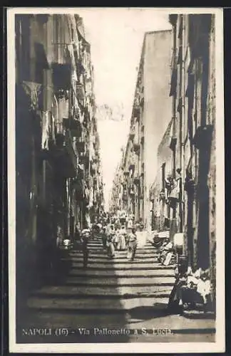 AK Napoli, Via Pallonetto a S. Lucia