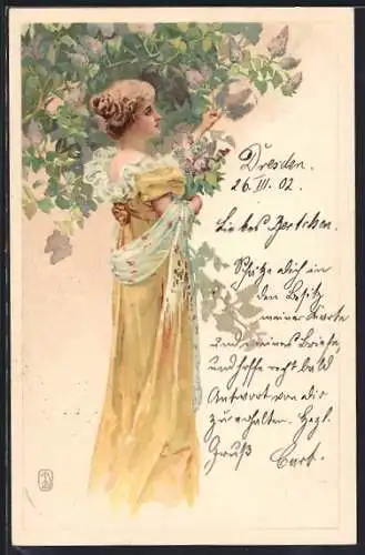 Künstler-AK Frau in gelbem Kleid mit Fliederbusch, Jugendstil