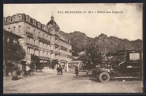 AK Beaulieu, Hôtel des Anglais avec voiture ancienne et montagnes en arrière-plan