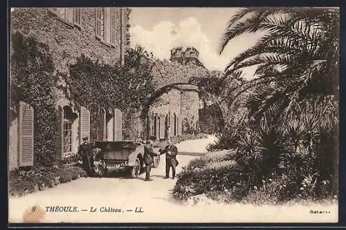 AK Théoule, Le Château avec voiture et jardin luxuriant