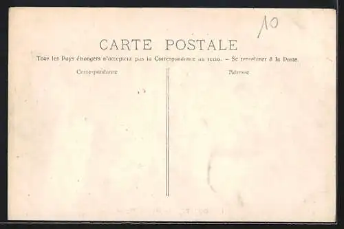 AK La Roquette, La Place et l`Église