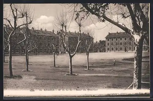 AK Grasse, 18 B.C.A. Cour du Quartier