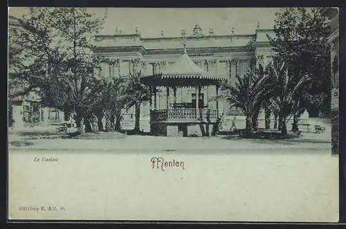 AK Menton, Le Casino avec pavillon et palmiers en facade