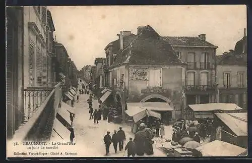 AK Beaumont, La Grand Rue un jour de marché