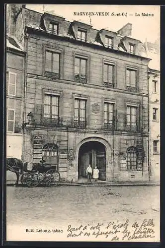 AK Magny-en-Vexin, La Mairie avec calèche devant l`entrée