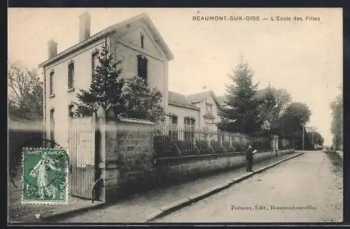 AK Beaumont-sur-Oise, L`école des Filles