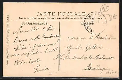 AK Le Thillay, Grand`Rue animée avec passants et maisons anciennes