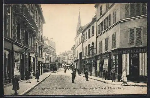 AK Argenteuil, La Grande-Rue près de la rue de l`Abbé Fleury