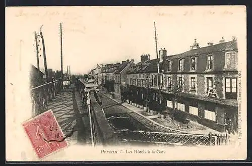 AK Persan, Les Hôtels à la Gare