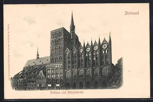 AK Stralsund, Blick auf Rathaus und Nikolaikirche