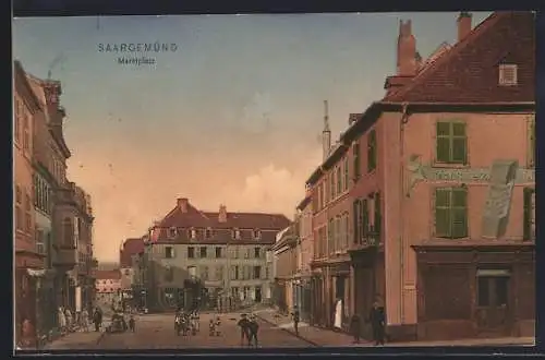 AK Saargemünd, Marktplatz mit Kindergruppe