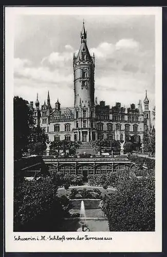 AK Schwerin i. M., Schloss von der Terrasse aus