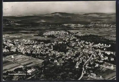 AK Rommelshausen i. R., Gesamtansicht der Ortschaft mit Umgebung