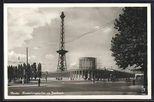 AK Berlin-Charlottenburg, Ausstellungshallen am Funkturm
