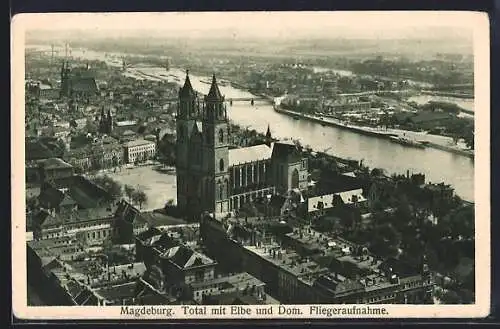 AK Magdeburg, Totalansicht mit Dom und Blick über die Elbe, Fliegeraufnahme