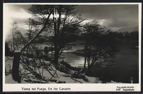 AK Tierra del Fuego, En los Canales