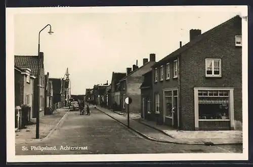 AK St. Philipsland, Achterstraat, Strassenpartie mit Tante-Emma-Laden