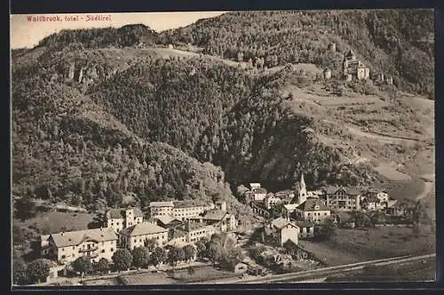 AK Waidbruck, Blick auf den Ort und bewaldete Hänge