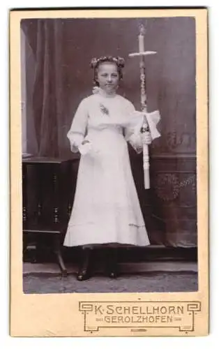 Fotografie K. Schellhorn, Gerolzhofen, Mädchen mit Kommunionskerze