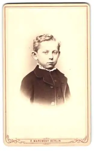 Fotografie R. Marowsky, Berlin, Charlotten-Str. 62, Porträt eines Jungen