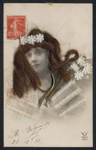 Echt-Haar-AK Dame mit Halskette