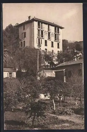 AK Cannes, Hôtel Pension Les Lauriers Roses et jardin verdoyant