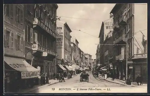 AK Menton, L`Avenue Félix-Faure animée avec passants et calèches