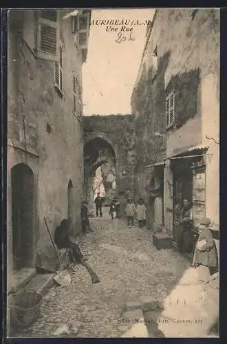 AK Auribeau, Une Rue animée avec villageois et boutiques